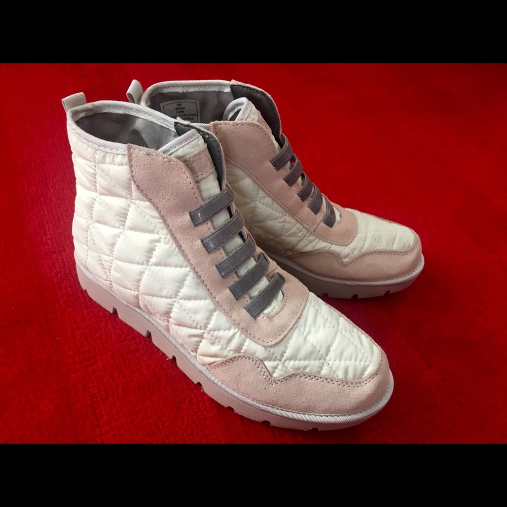 MIA high top super comfy shoes